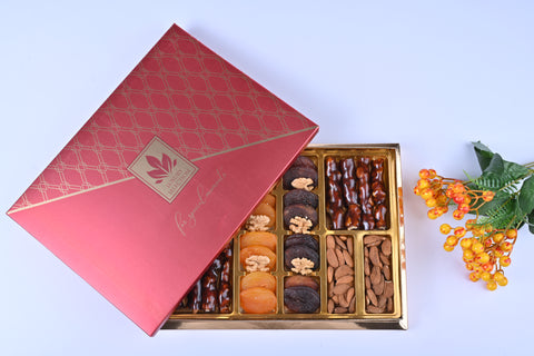 Tadim Dunyasinda Variety Gift Nuts 850 g