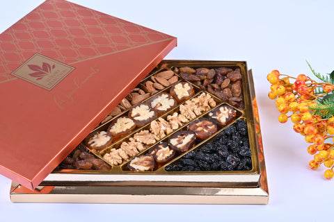 Tadim Dunyasinda Variety Gift Nuts 900 g