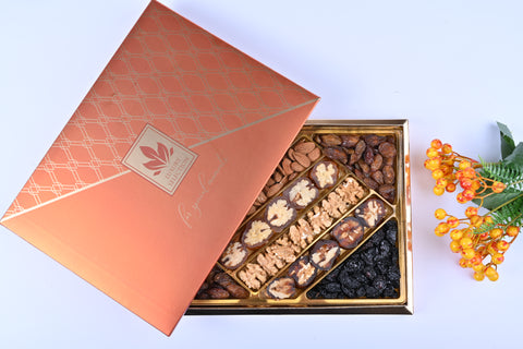 Tadim Dunyasinda Variety Gift Nuts 900 g