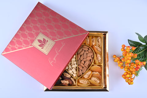 Tadim Dunyasi Mixed Gift Nuts - 700g