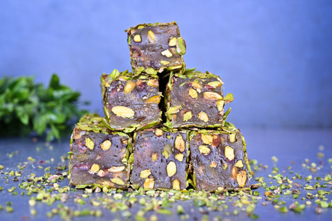 Tadim Dunyasi Rolled Turkish Delight with Sliced Pistachio - 500g