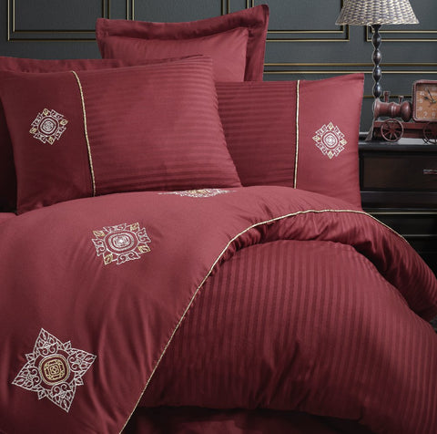 Hobby Elegant Zeugma Bordeaux - Double Embroidery Satin Duvet Cover Set